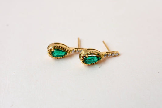 18K gold stud earrings with emerald and diamond accents