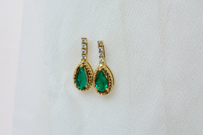 18K gold stud earrings with emerald and diamond accents