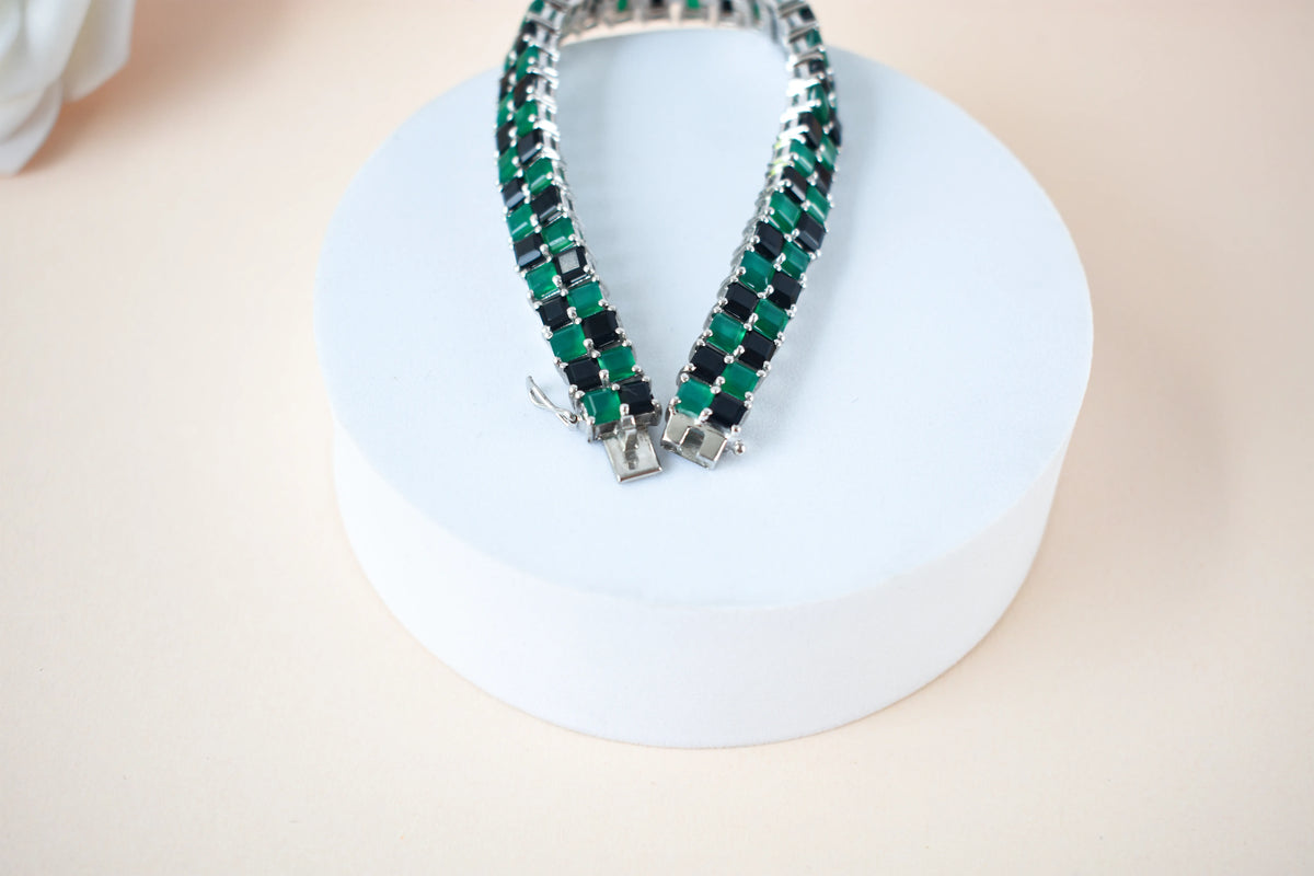 Malachite and onyx mosaic bracelet with square-cut stones set in 925 silver