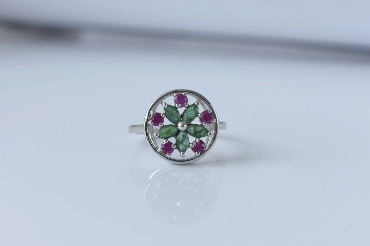 Emerald and ruby flower cluster ring in 925 silver