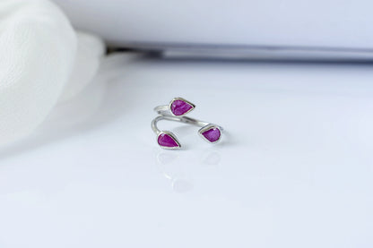 Ruby pear-cut open ring in 925 silver
