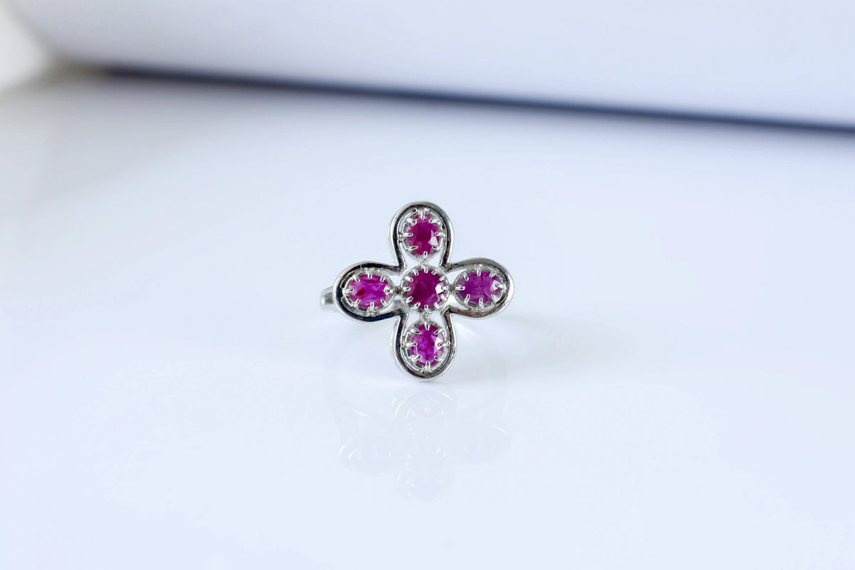 Ruby clover flower ring in 925 silver