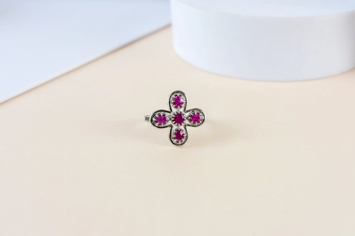 Ruby clover flower ring in 925 silver