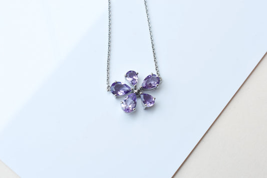 Amethyst Flower Necklace in 925 Silver | Pear-Cut Petals