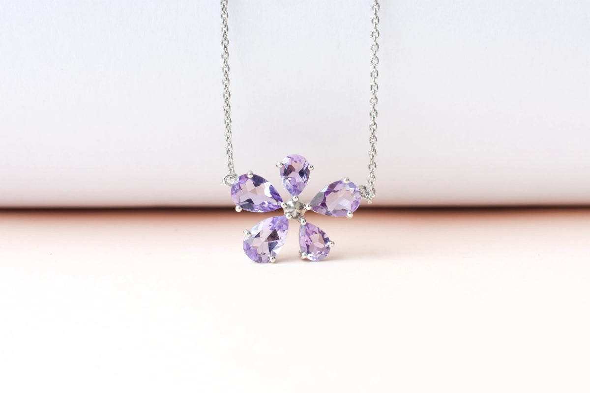 Amethyst Flower Necklace in 925 Silver | Pear-Cut Petals