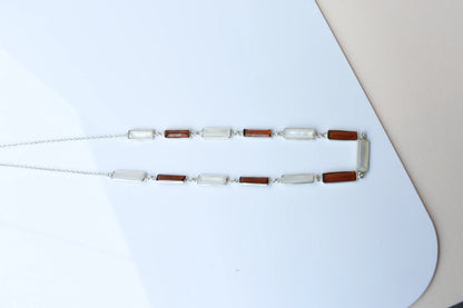 Hessonite Mother of Pearl Necklace in 925 Silver | Station Design