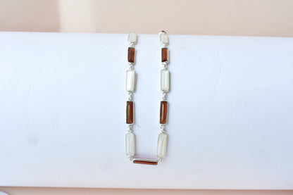 Hessonite Mother of Pearl Necklace in 925 Silver | Station Design