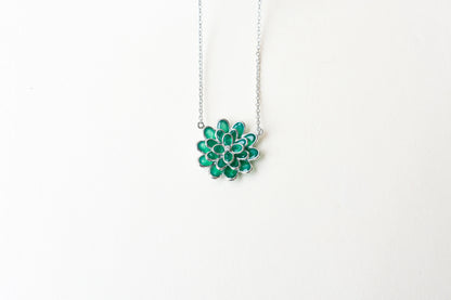 Green Onyx Flower Pendant Necklace in Silver