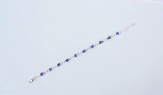 925 silver bracelet with bezel-set oval cabochon tanzanite stones