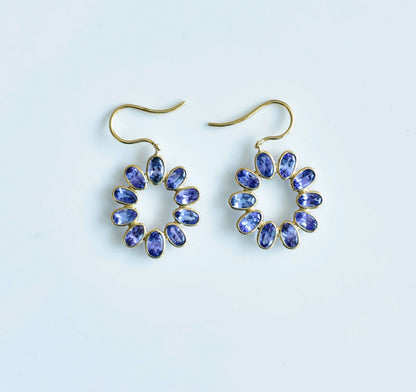 18K gold tanzanite cluster earrings with pear-shaped stones