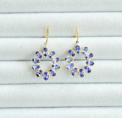 18K gold tanzanite cluster earrings with pear-shaped stones