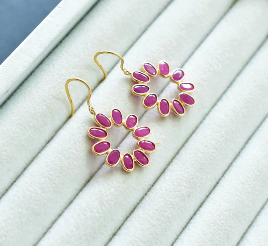 18K gold ruby flower cluster stud earrings