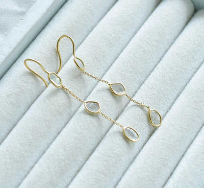 18K gold drop earrings with blue sapphire and opal cabochon