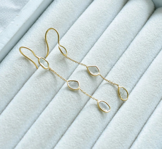 18K gold drop earrings with blue sapphire and opal cabochon