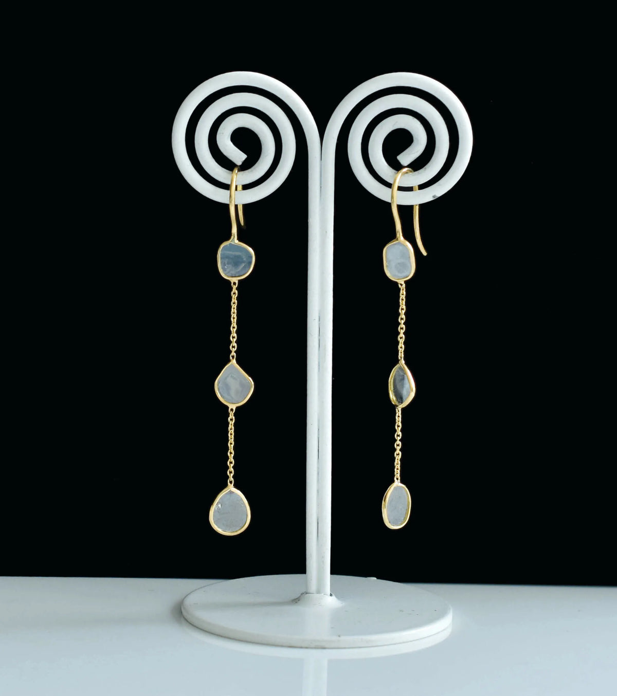 18K gold drop earrings with blue sapphire and opal cabochon