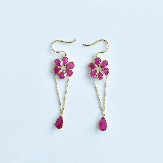18K gold drop earrings with peridot and opal cabochon