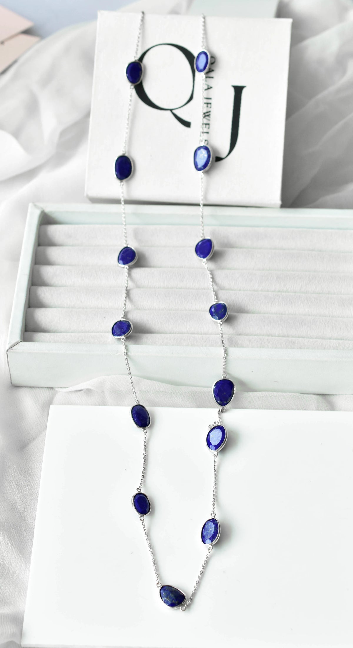 Natural Lapis Lazuli Bezel Chain Necklace in Silver – Handmade Statement Gemstone Jewelry