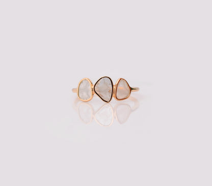 18K gold ring with three bezel-set diamond polki slices