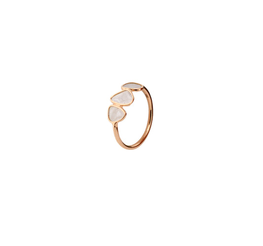 18K gold ring with three bezel-set diamond polki slices
