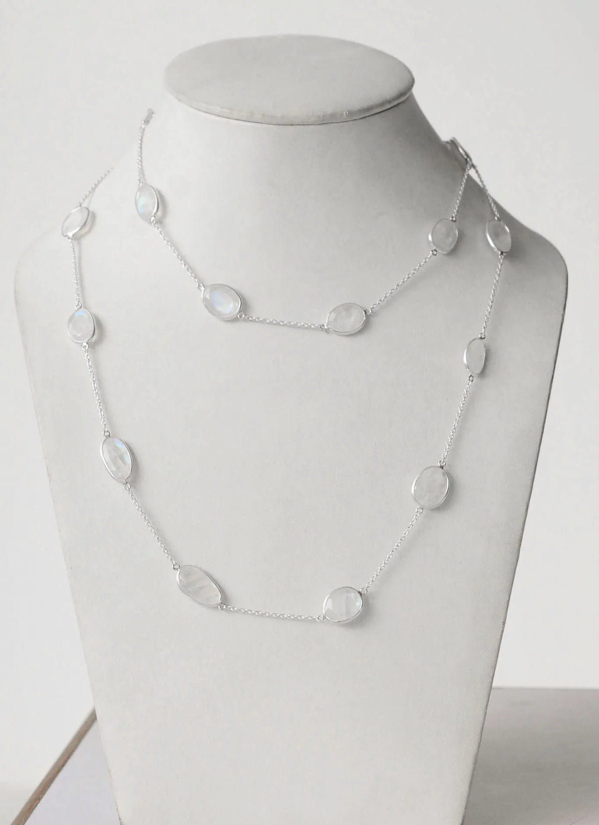 Natural Rainbow Moonstone Bezel Chain Necklace in Silver – Handmade Statement Gemstone Jewelry