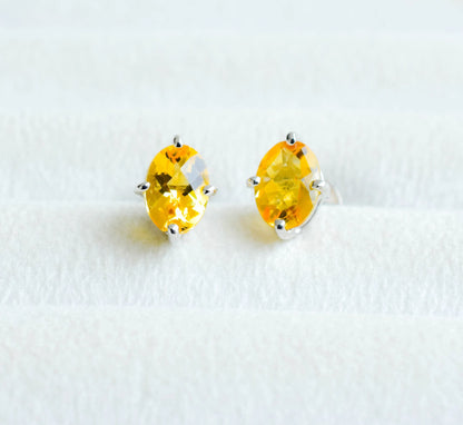 Oval Citrine Stud Earrings in 925 Silver – Sunny Solitaire Gemstone Jewelry