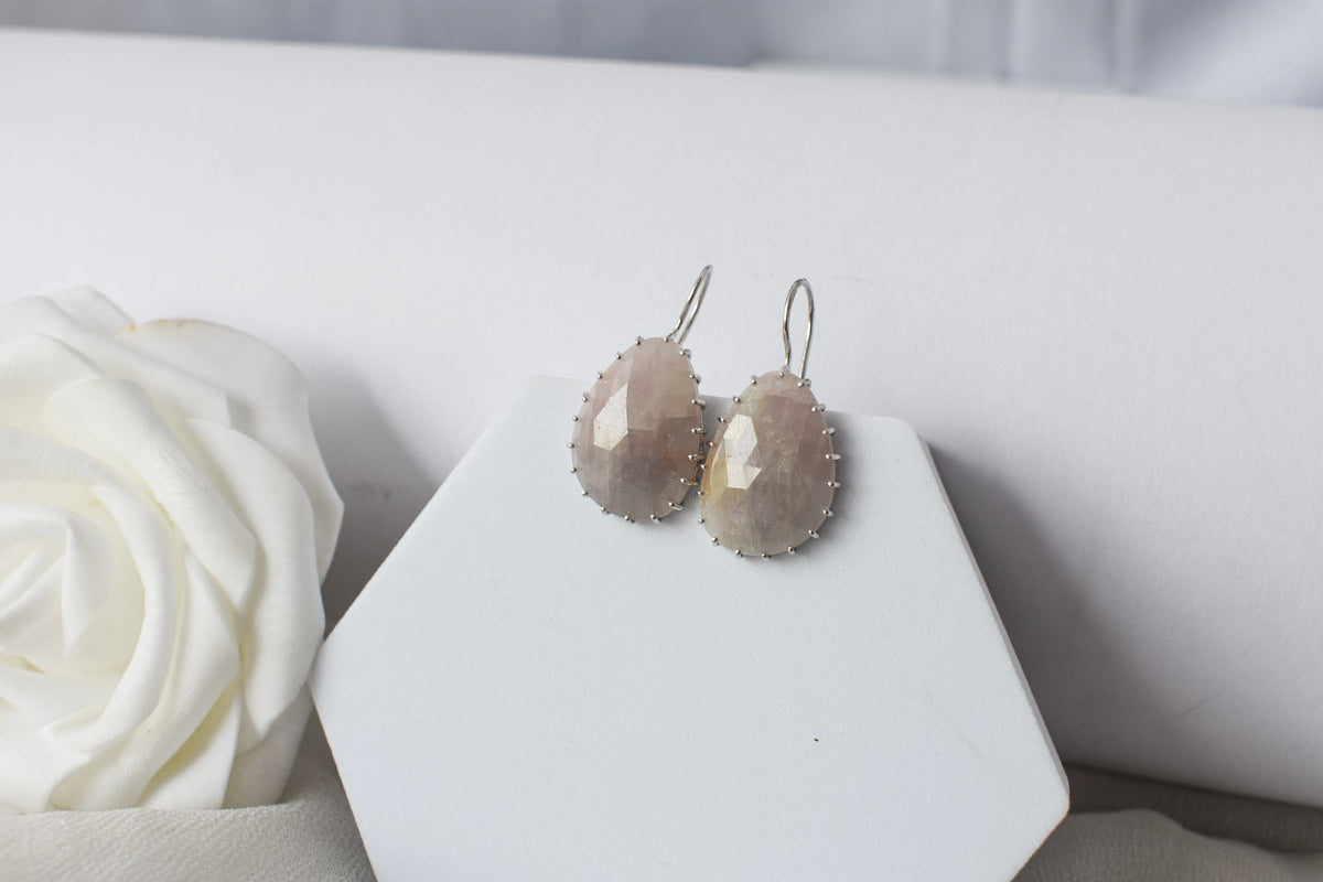 Freeform Sapphire Slice Drop Earrings in 925 Silver – Handmade Rose-Cut Gemstone Jewelry