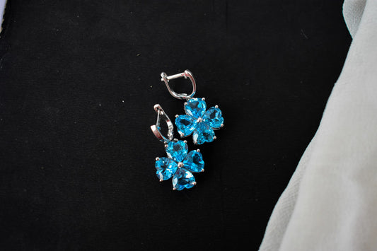 Swiss Blue Topaz Clover Drop Earrings in 925 Silver – Handmade Statement Jewelry
