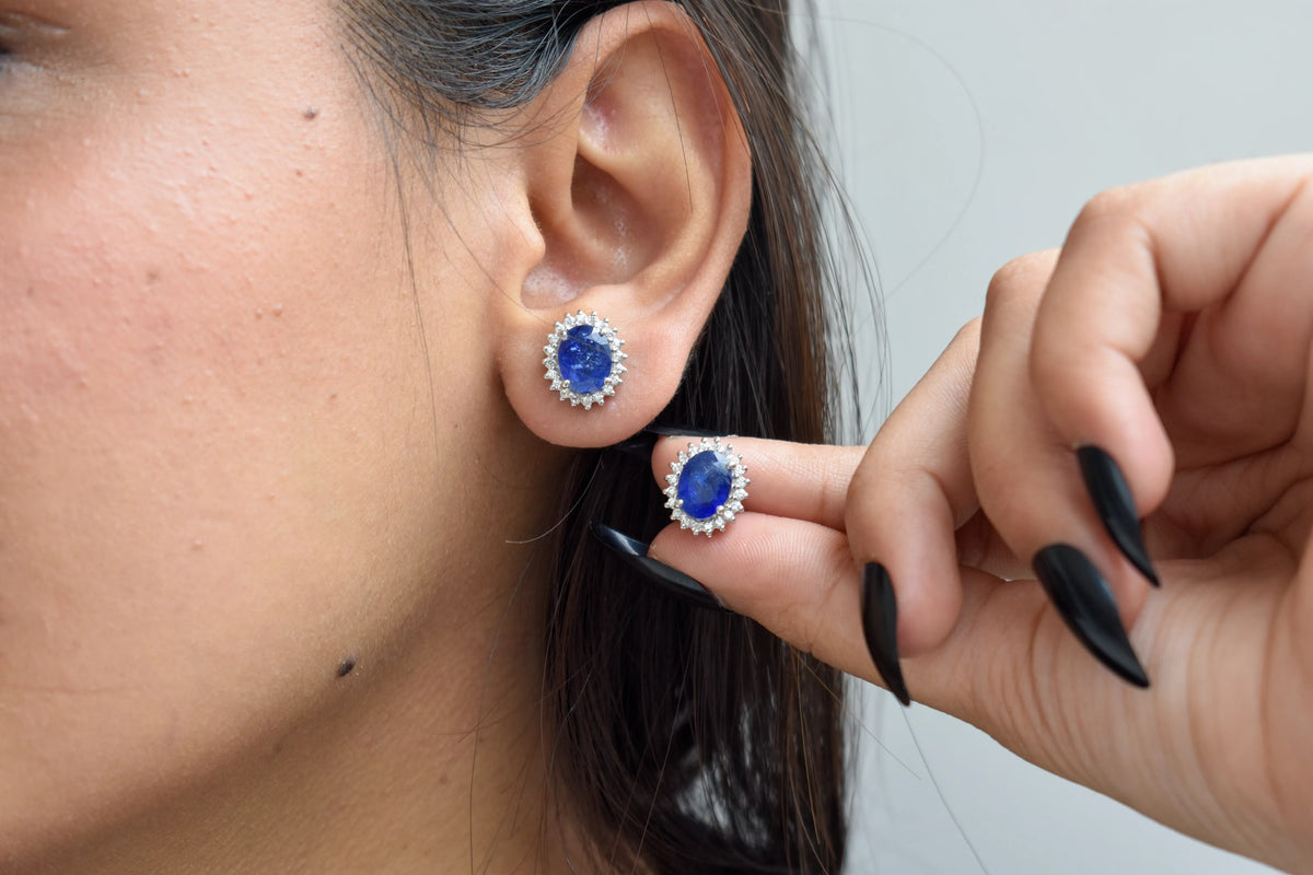 Blue Sapphire Halo Stud Earrings in 925 Silver – Classic Everyday Gemstone Jewelry