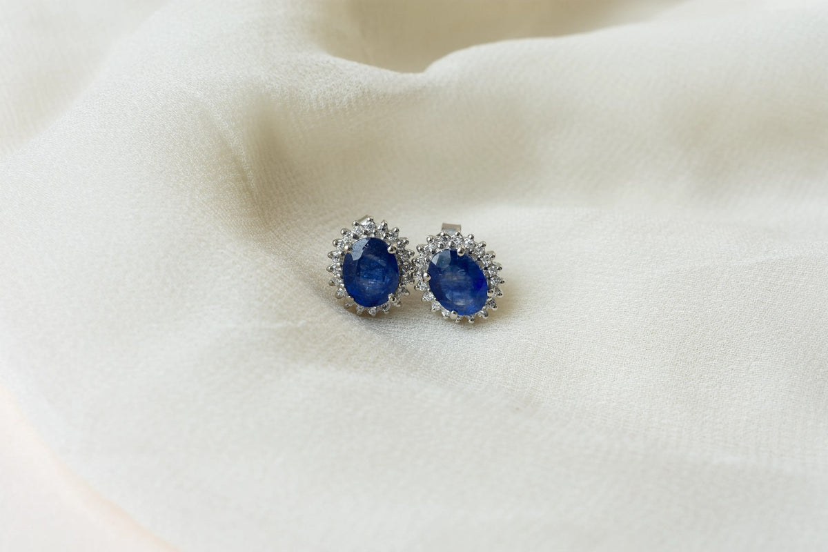 Blue Sapphire Halo Stud Earrings in 925 Silver – Classic Everyday Gemstone Jewelry