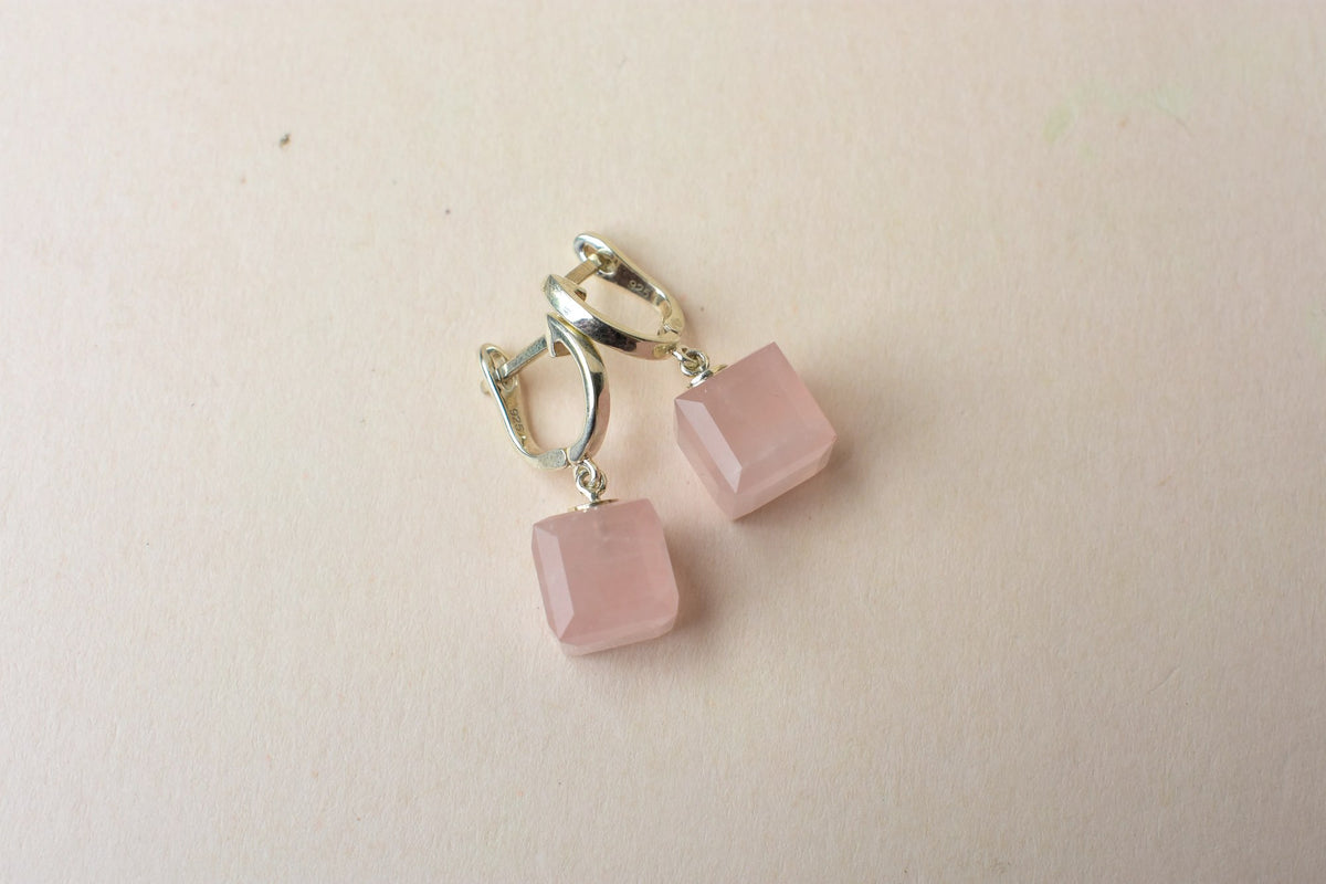 Rose Quartz Huggie Drop Earrings in 925 Silver – Handmade Everyday Gemstone Jewelry
