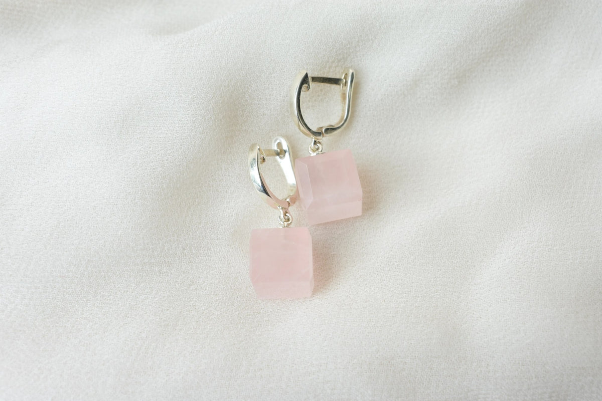 Rose Quartz Huggie Drop Earrings in 925 Silver – Handmade Everyday Gemstone Jewelry
