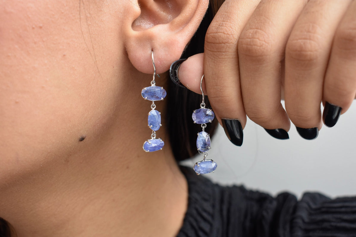 Tanzanite Graduated Drop Earrings in 925 Silver – Handmade Statement Gemstone Jewelry