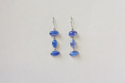 Tanzanite Graduated Drop Earrings in 925 Silver – Handmade Statement Gemstone Jewelry