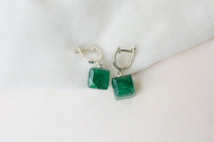 Green Aventurine Huggie Drop Earrings in 925 Silver – Handmade Everyday Jewelry