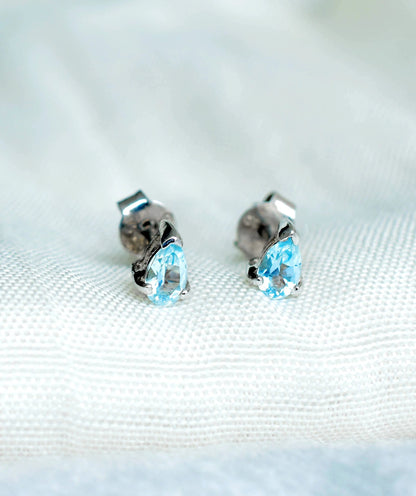 Square-Cut Blue Topaz Stud Earrings in 925 Silver – Everyday Fine Gemstone Jewelry