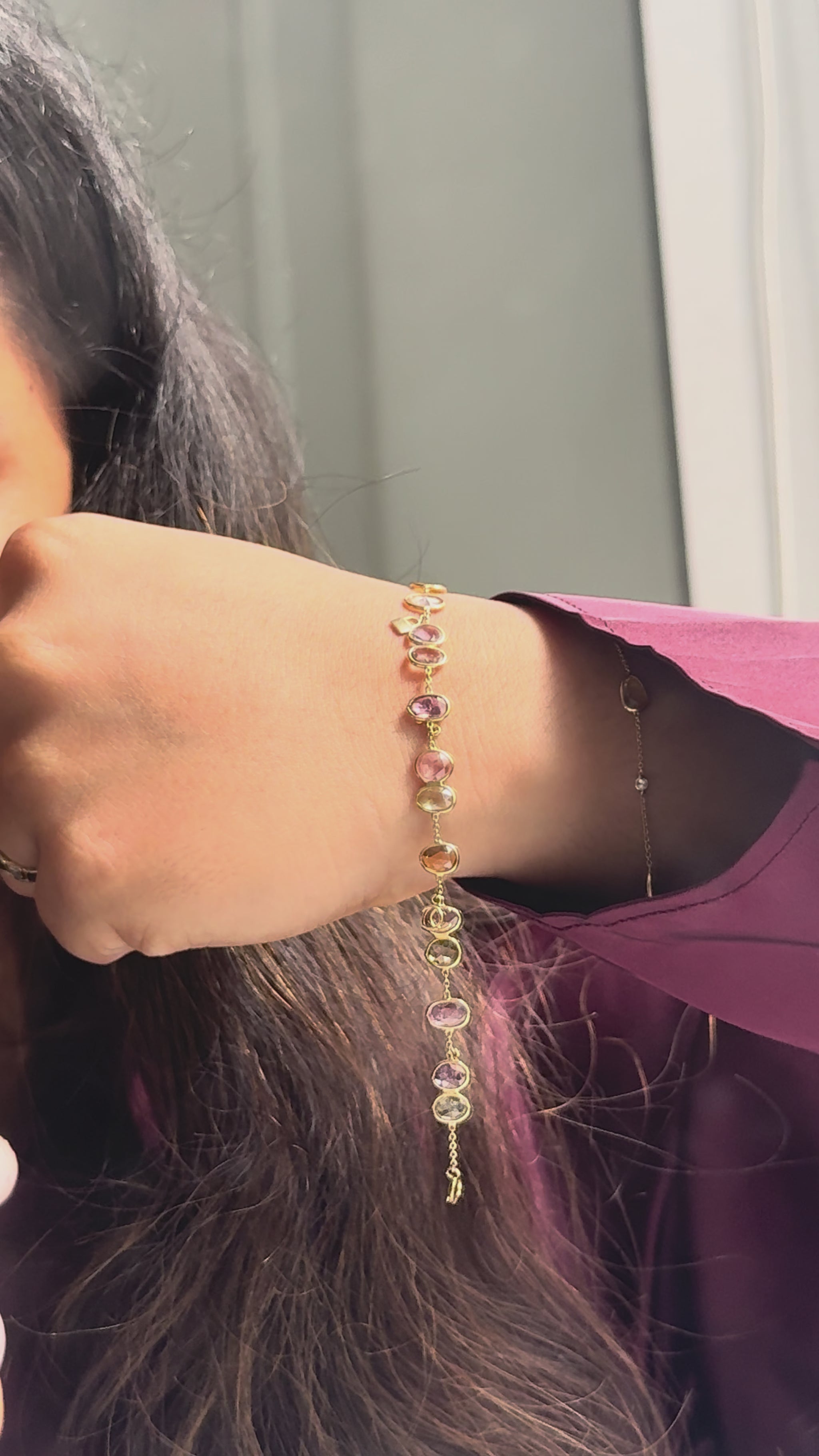 Multi Sapphire Cluster Drop Bracelet in 18K Gold - process video