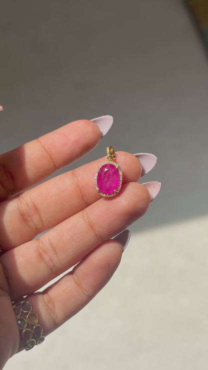 Ruby and Diamond Halo Pendant in 18K Gold - process video