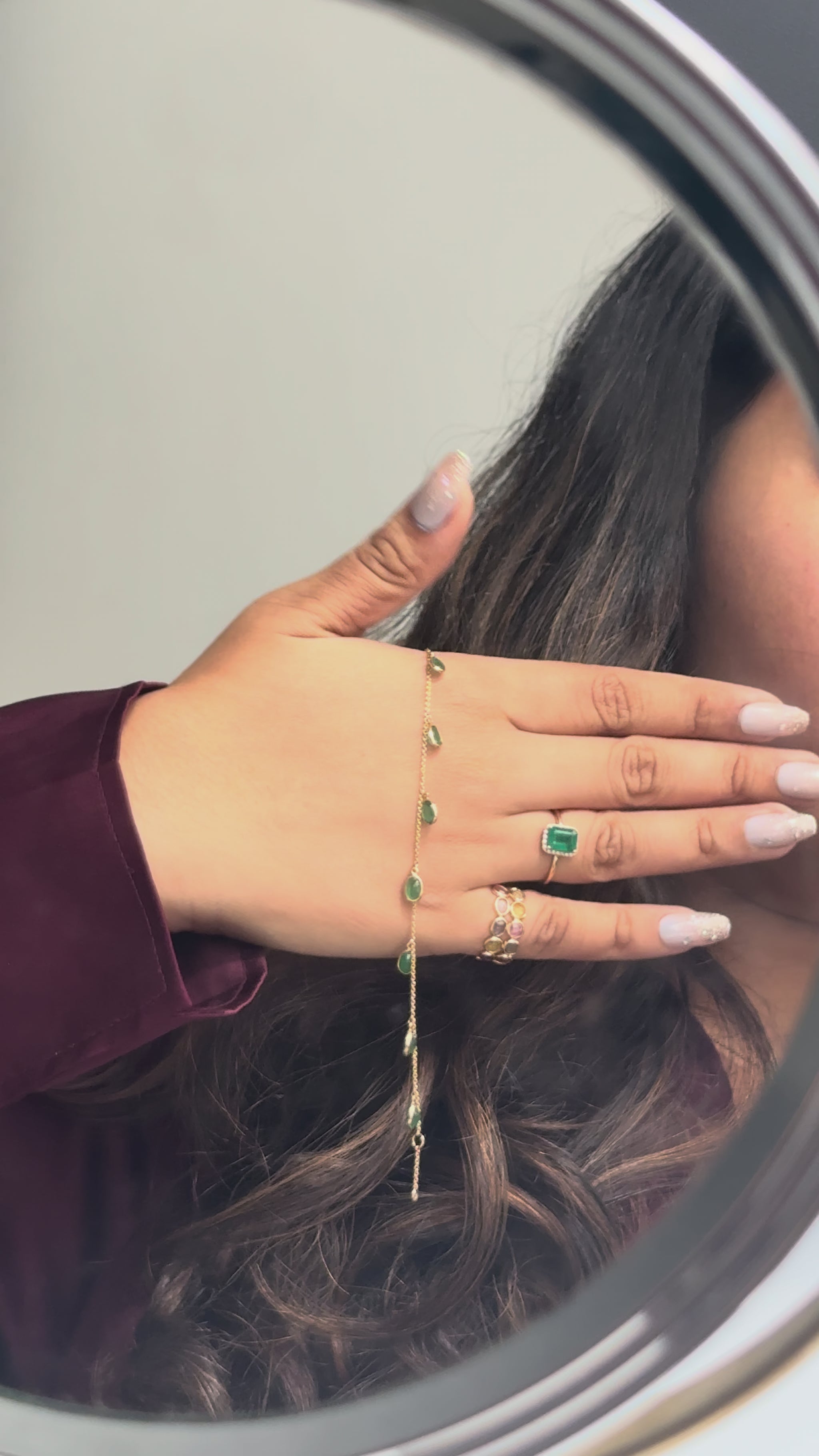 Emerald Drop Bracelet in 18K Gold - process video