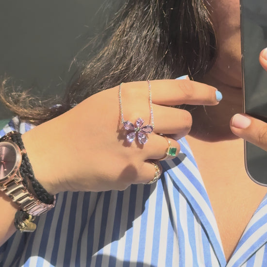 Amethyst Flower Necklace in 925 Silver | Pear-Cut Petals - process video