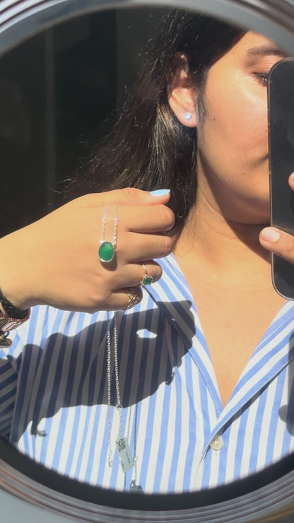 Green Onyx Pendant Necklace in Silver | Oval Solitaire - process video
