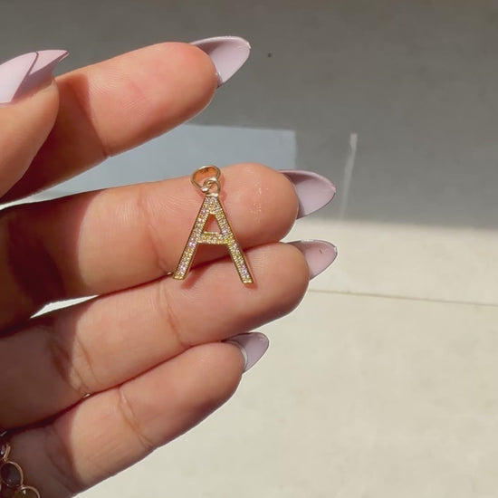 Diamond Initial Pendant Letter A in 18K Gold - process video